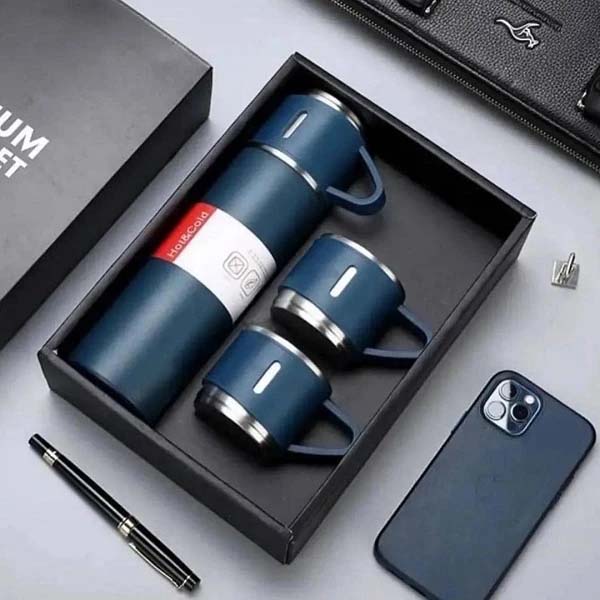 فلاسک و لیوان نیم لیتری